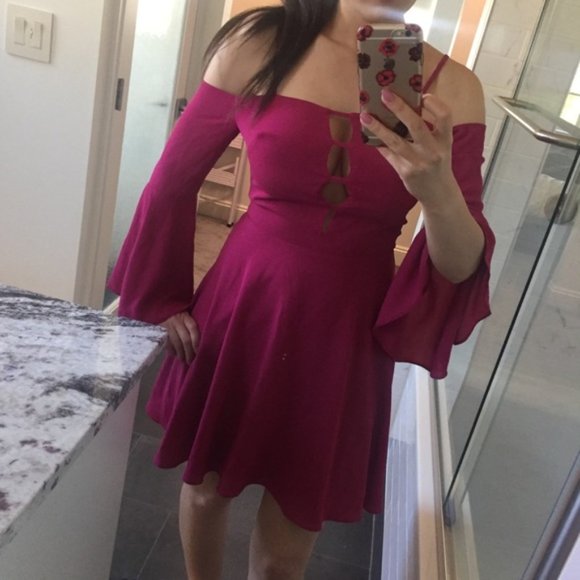 BEBE ‘Lattice Detail Woven Dress’ Flutter Sleeve ii - Picture 1 of 8